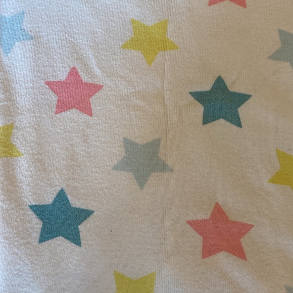 Gap size 5 pajama bundle. Three Gap pajama sets. - Picture 14 of 16